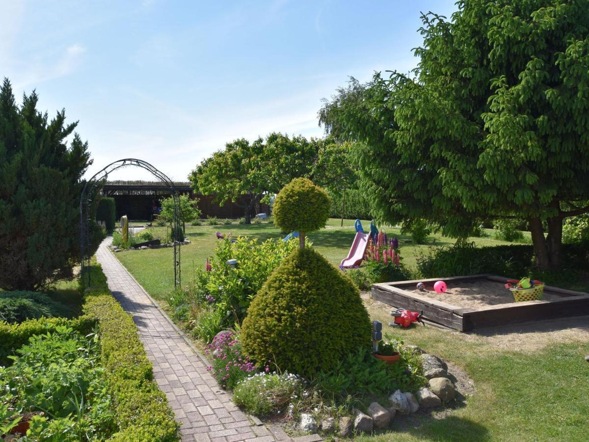 Apartment In Robertsdorf With Garden, Terrace, Barbecue Blowatz Room photo
